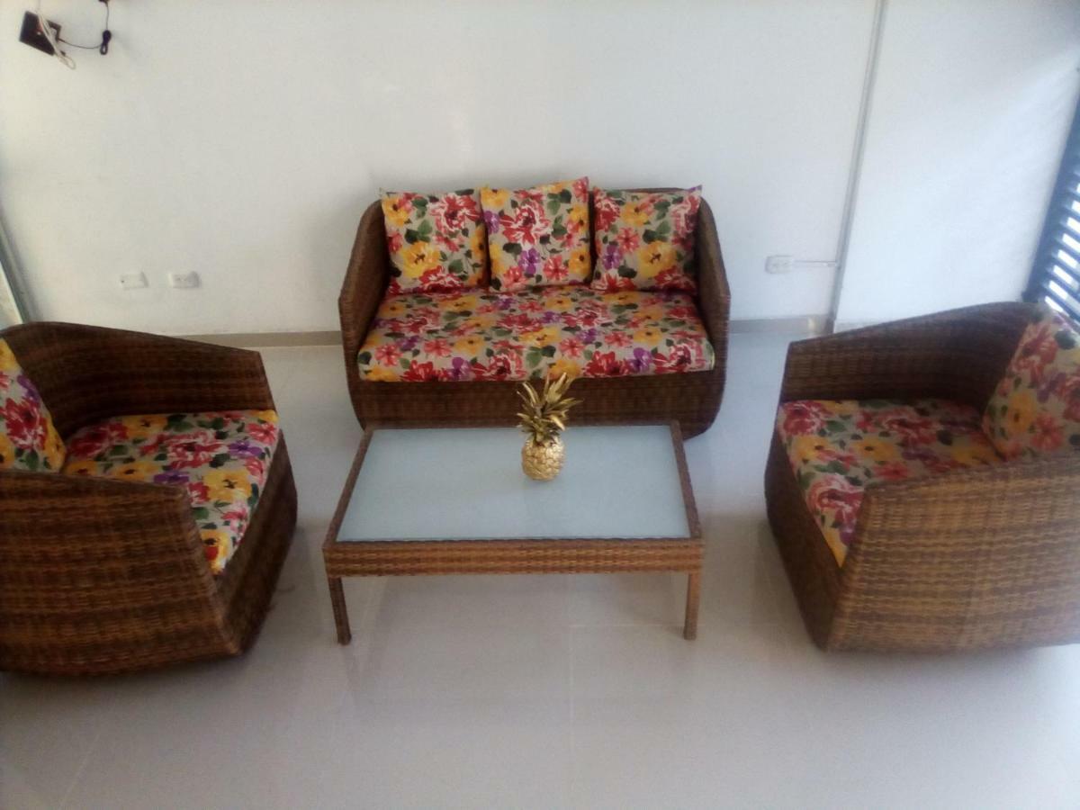 Okawango Hotel 吉拉尔多特 外观 照片